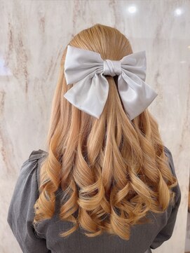 ラビス 浦和(Lovis) 美髪/ネビージュ/大人かわいい/透明感ショート[浦和]