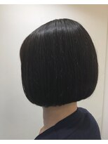 エムタニグチオーブ(M.TANIGUCHI o.r.b) 軽めボブ