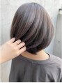 ルーヘア(Rooo HAIR) ハイライトを使用した、白髪ぼかしで白髪も味方に