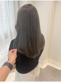オリーブベージュ