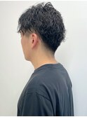 波巻きパーマ　束感スタイリング　フェードカット　マッシュ