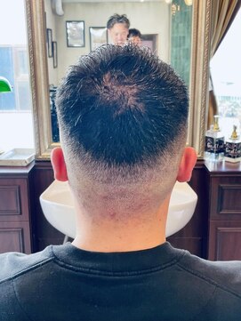 グレイスフルバーバーロンドン 大宮店(Graceful Barber London) 【20代 男性】ロンドンショートフェード(大宮/バーバー)