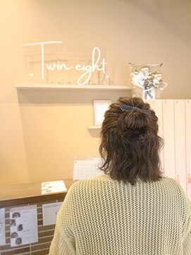 ツインエイトプラス(Twin eight plus+) クセ毛を活かしたスタイリング