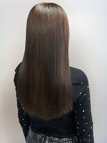 イロウ 天神大名店(IROW)&nbsp;オリーブアッシュ 透明感カラー 髪質改善 艶髪 20代 縮毛矯正