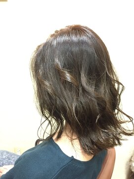 シンラヘアー(SINRAhair) くびれミディ