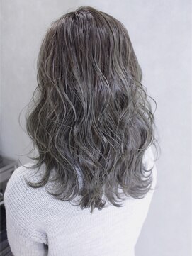 ラニヘアサロン(lani hair salon) ハイライトグレー