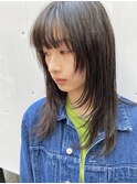 ウルフカット　ウルフボブ　レイヤーボブ　耳掛け　前髪なし