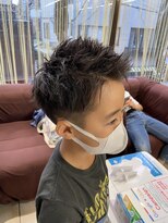 クオリス 上板橋店(QUALIS) 無造作束感スパイキーアップバングヘア【チャイルドカット】
