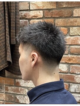 ヒロギンザバーバーショップ 丸の内店(HIRO GINZA BARBER SHOP) テーパーフェード
