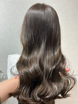 テラスヘアラボ 新潟駅南(TERRACEhairLab.) 【透明感オリーブグレージュ】