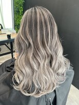 ラフトーキョウセカンド(RAF TOKYO 2nd)&nbsp;ホワイトシルバーバレイヤージュ