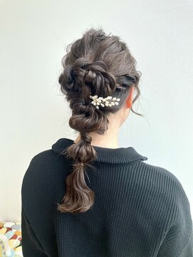 ヒーズドゥ(Hi s.deux) お呼ばれヘアセット