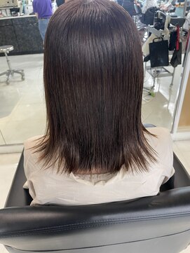 シャンプーボーイエイムス(SHAMPOO BOY aims) 外ハネミディアム