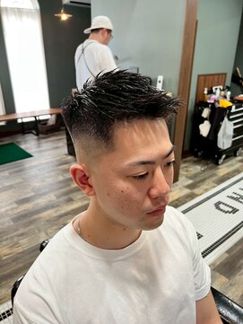 スタンドバーバー 柏(STAND BARBER) スペインカール／スパイキーショート/ブルーブラック/柏