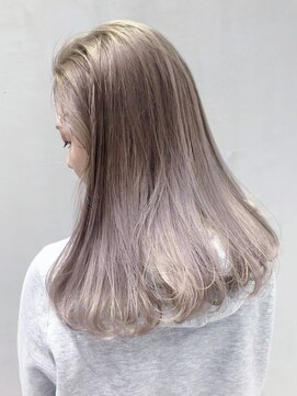 シオン(shion) 韓国ヘアロングブリーチおくれ毛ホワイトベージュ_ba557921