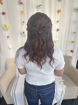 ヘアセット専門サロン by OKINAWA WATABE WEDDING 那覇店 ハーフアップ
