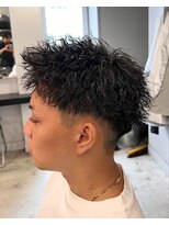 ライズ 渋谷店(RISE)&nbsp;ツーブロック刈り上げ短髪ショートツイストパーマ