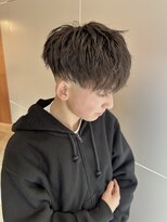 リノア 鵠沼海岸(LINOA)&nbsp;シャドウパーマ/スペインカール/サーフカール/フェード/ツイスト