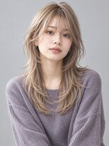トリニティ(trinity)&nbsp;ブリーチ×髪質改善 ミルクティーベージュ レイヤーウルフ豊見城