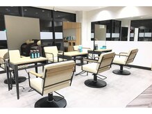 ヘアーラボ ノッシュ 唐人町店(Hair Labo Nosh)の雰囲気(男女ともに通いやすい☆清潔空間☆【艶髪/縮毛矯正/ヘアケア】)
