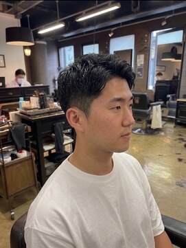 ワンワンオー バーバーショップ 博多店(@110 BARBER SHOP) ツーブロックショートカルマヘアスリックバックジェットフェード