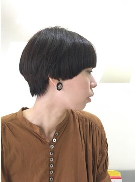 ピエドプールポッシュ(PiED DE POULE POCHE) 美シルエットショート