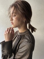 イコ(iko)&nbsp;波ウェーブ。ベージュ。ヘアアレンジ。結べるボブ ２