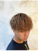 サロンリベルテ(salon Liberte) 前下がりマッシュ×ツイスト☆