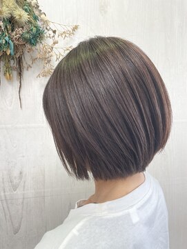 プランタン(Printemps) 透け感バング大人ショートボブサラサラヘアーツヤ感ショート