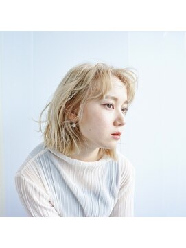 ヘアーアンドメイク サワ 上田本店(SAWA) 20代30代大人可愛いエアリーボブハイトーンベージュ