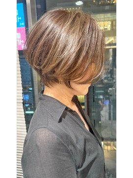 バンプ ギンザ(BUMP GINZA) 40代/50代/絶壁解消・前下がり・ショートボブ【浅野】