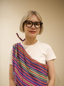 ネロ ヘアサロン ネイビー 渋谷(NERO HAIRSALON NAVY) ミニボブ　ホワイティーカラー