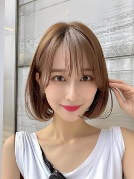 レヴ 草加店(LEV.) 美髪 ホワイトブロンド 外ハネボブ ワイドバング