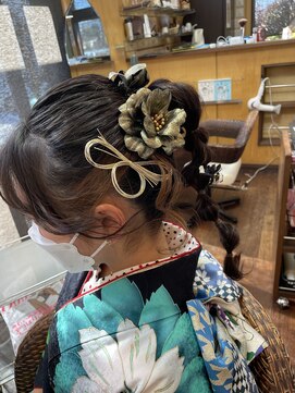ヘアールーム ラバ(Hair room LABA) 古典柄に似合う編み込みシニヨン