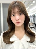 シースルーぱっつん前髪くびれヘア韓国ヘアヨシンモリ小顔
