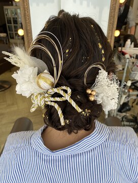 コワファースト 大分(COIFF1RST) 成人式/前撮り/ヘアセット/シニヨン/まとめ髪/ドライフラワー