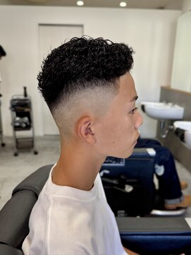 縁 ハナレ(en 870) 黒髪×極道パーマ