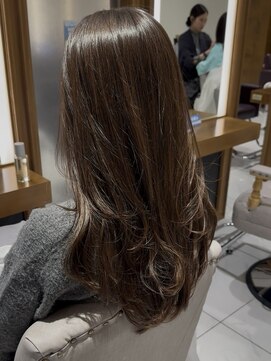 ザザ ZA/ZA 目白 レイヤーカット