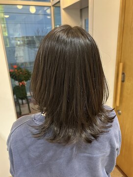 くびれレイヤースタイル