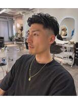 アフィナー 新宿(Afinar) ブリーチハイライト髪質改善ダブルカラーレイヤーカット/新宿駅