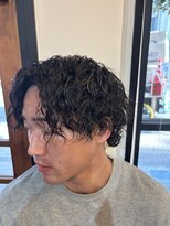 グラフ 立川(Graph.)&nbsp;センターパートツイスパツーブロックメンズカット