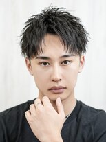 ベーア(Bar)&nbsp;短髪アップバングツーブロック刈り上げアクティブショート束感
