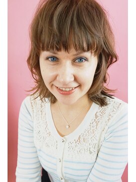 ジャイアントビービー(GIANTB B) 作りこまないエアリーショート