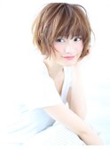 ふわふわパーマでお手入れ簡単ボブヘアスタイル