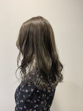 ヘアーアンドアート ルミナ(HAIR&ART LUMINA) スモーキーオリーブ