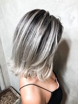 キュー(cue)&nbsp;【cue】バレイヤージュで作るホワイトカラー