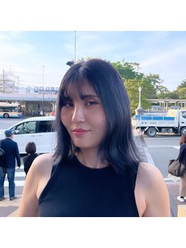 コガ(Coga) ミルフィーユカラー/切りっぱなしレイヤーボブ