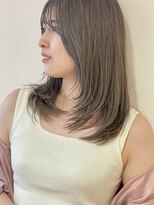 レヴィア(REVIA)&nbsp;レディースミディアムミルクティーベージュ