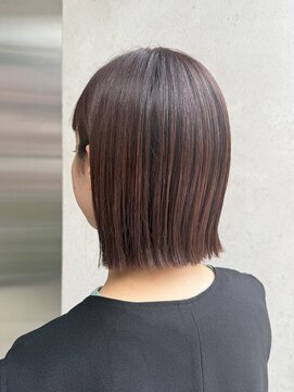 アズーア ヘアーアンドスパ(azure hair&spa) ぱつっとボブ×レッドブラウン