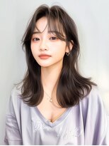 ラベストクズハ(LOVEST KUZUHA)&nbsp;アッシュブラウン/レイヤーカット/韓国風ヘア/ハッシュカット